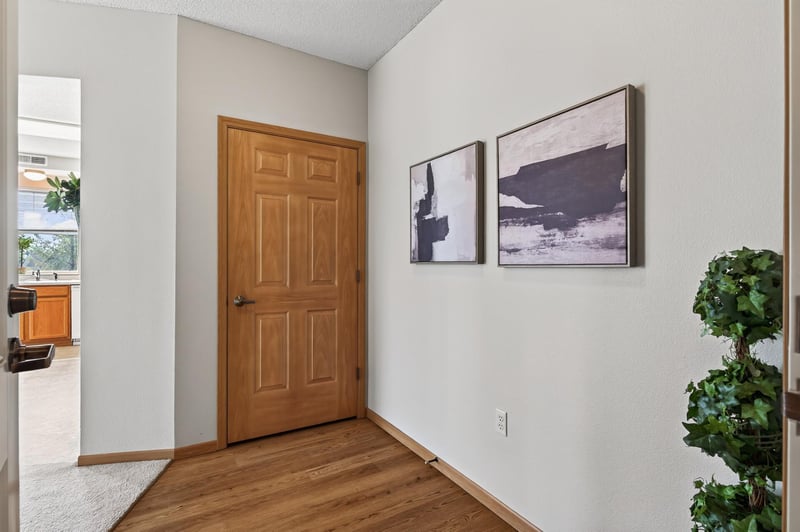1900 Rush Lake Trl #232, New Brighton, MN 55112