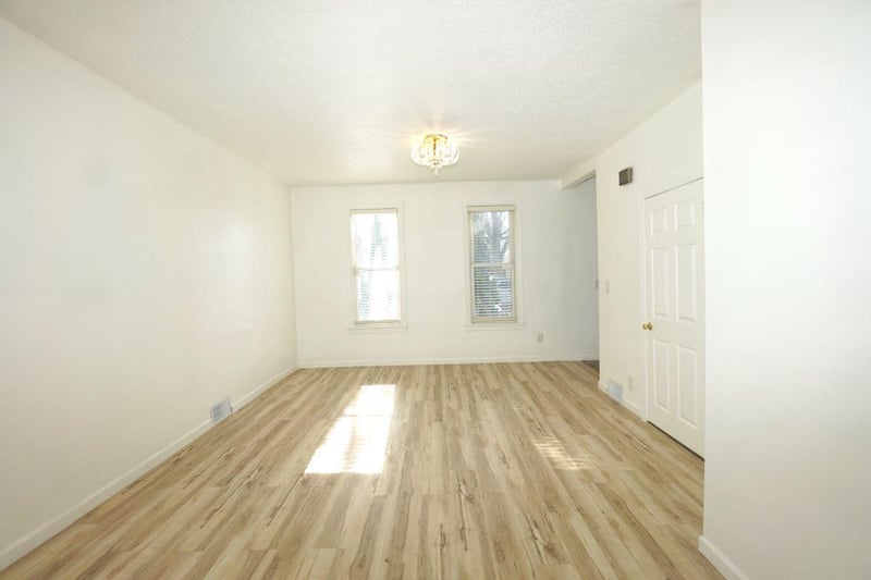 601 Sims Ave, Saint Paul, MN 55130