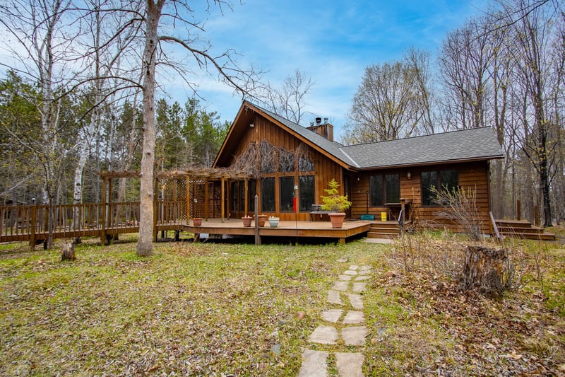16083 Pahkala Rd, Finlayson, MN 55735
