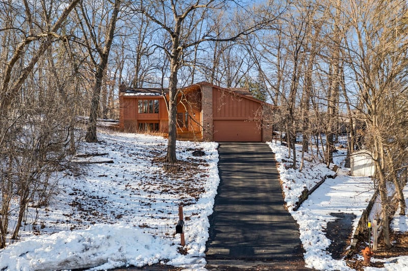 5210 Shady Ln, Excelsior, MN 55331