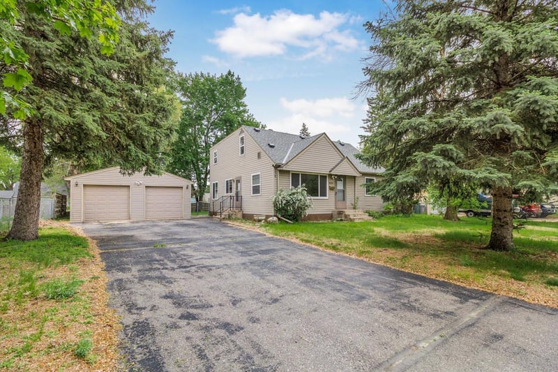 5030 Ewing Ave N, Brooklyn Center, MN 55429
