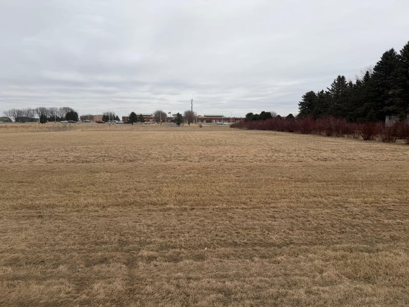 2910 N Humiston, Worthington, MN 56187