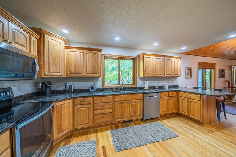 26355 Maplehurst Dr, Vergas, MN 56587