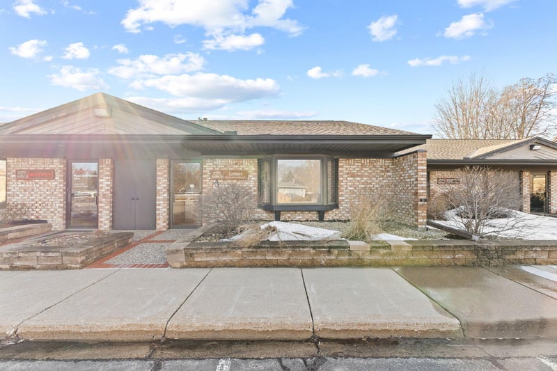 2575 Hamline Ave N, Roseville, MN 55113