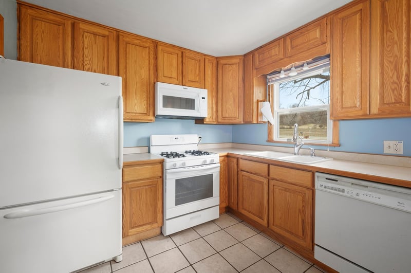 W8040 State Road 29, River Falls, WI 54022