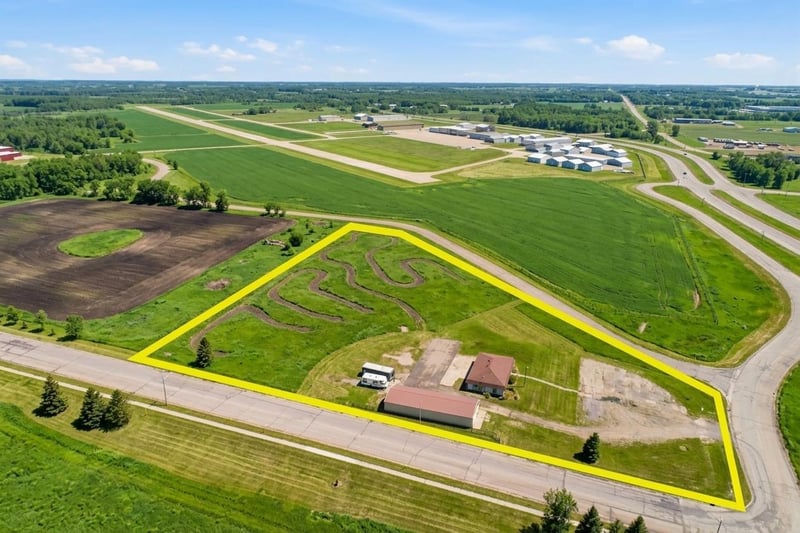 2900 Airport Dr W, Faribault, MN 55021