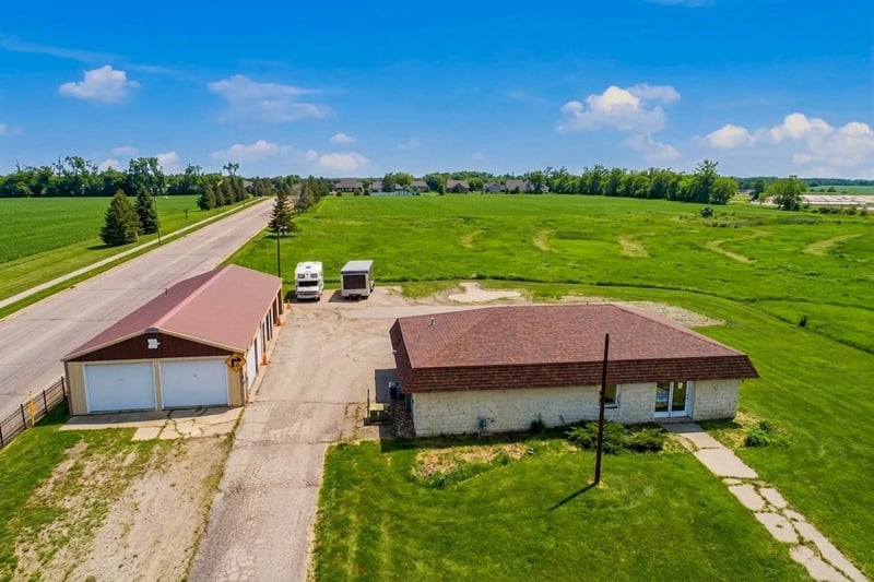 2900 Airport Dr W, Faribault, MN 55021