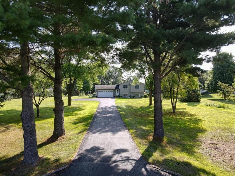 30751 Wallmark Lake Dr, Chisago City, MN 55013