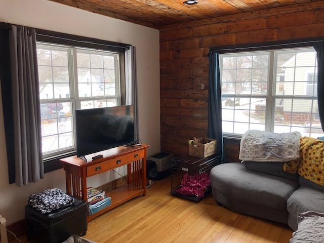 606 Kenilworth Ave S, Lanesboro, MN 55949