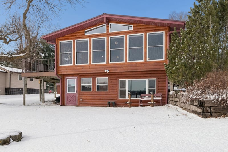 26158 Nelsons Rd, Mora, MN 55051