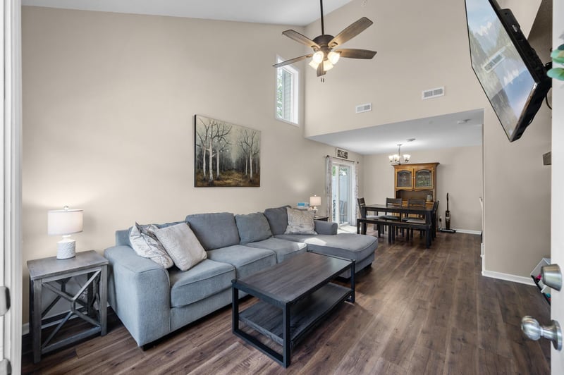 3854 232nd Ave NW #105, Saint Francis, MN 55070