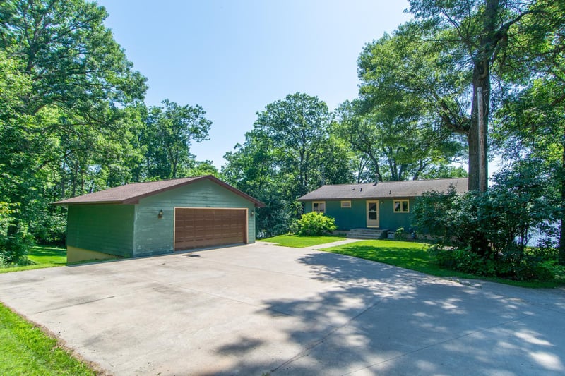 17188 Dewes Rd, Brainerd, MN 56401
