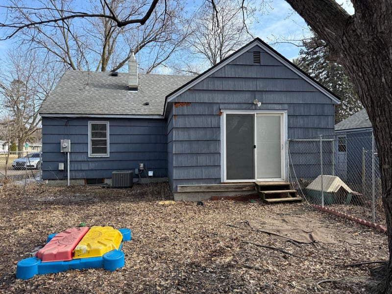9242 5th St NE, Blaine, MN 55434