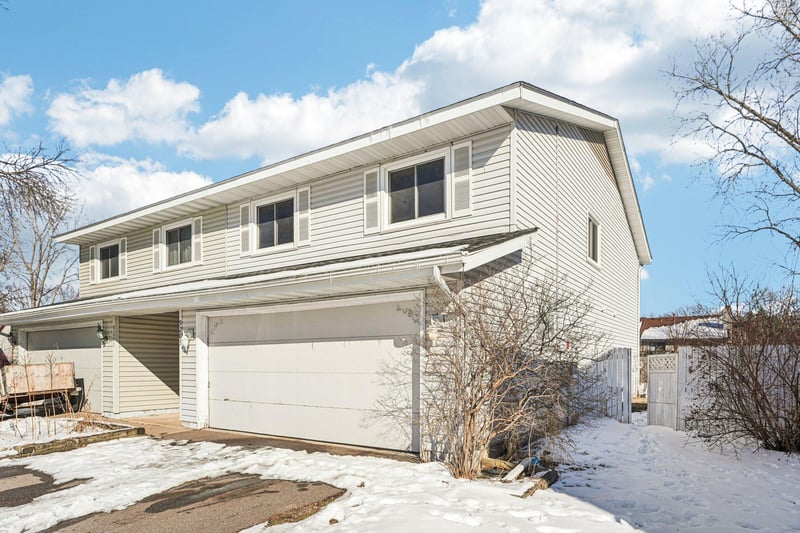 9205 29th Ave N, New Hope, MN 55427