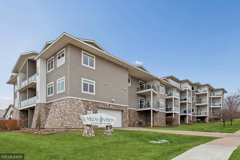 1215 N Lakeshore Dr #307, Lake City, MN 55041