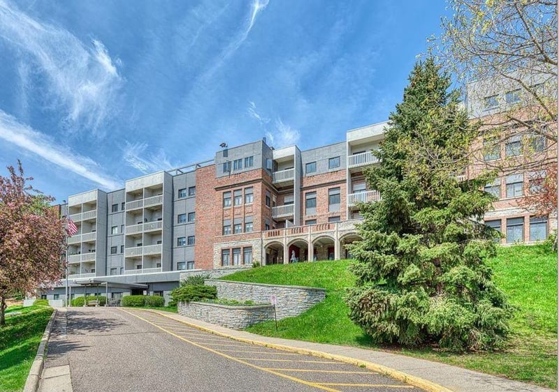 311 Pleasant Ave #404, Saint Paul, MN 55102
