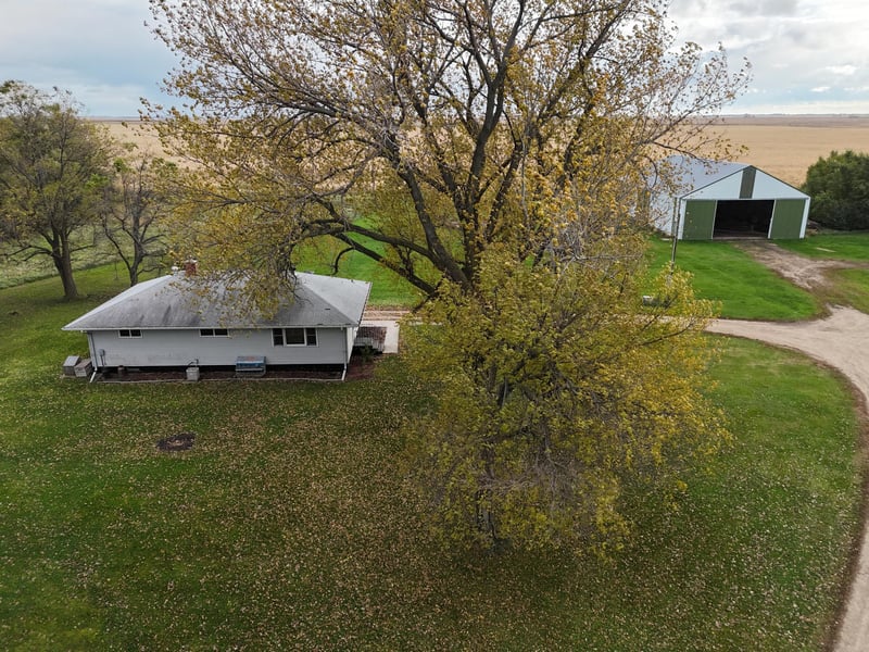 63501 300th St, Chokio, MN 56221