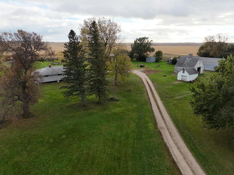 63501 300th St, Chokio, MN 56221