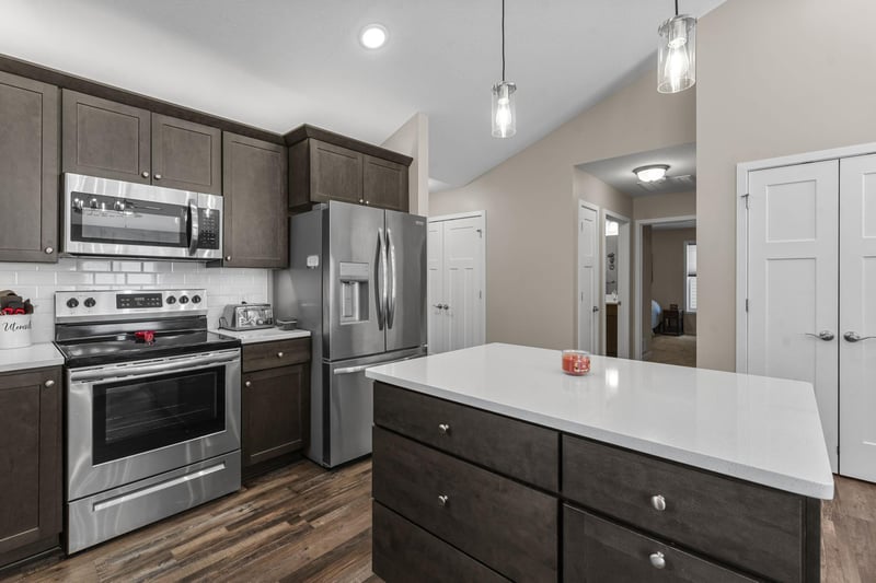 11115 183rd Lane Nw, Elk River, MN 55330