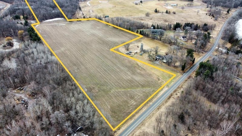 TBD Glader Blvd, Lindstrom, MN 55045