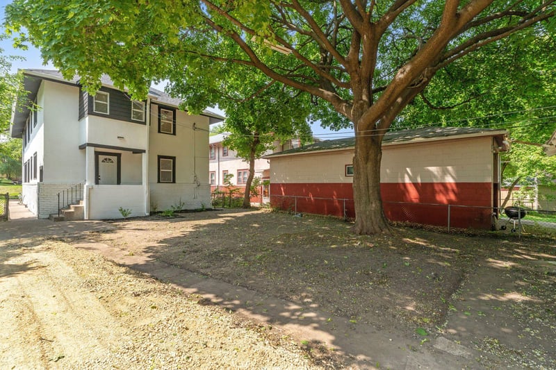 987 Dayton Ave, Saint Paul, MN 55104