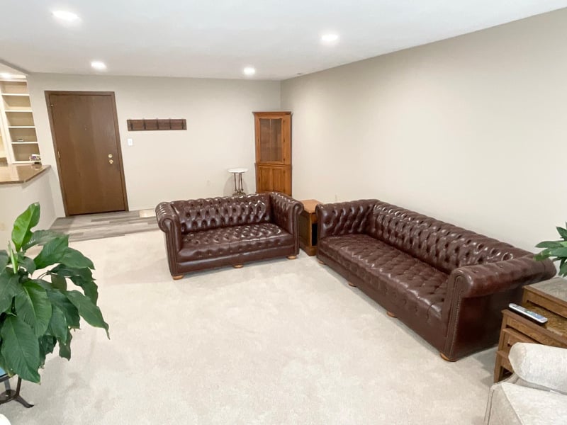 800 1st Dr NW #102, Austin, MN 55912