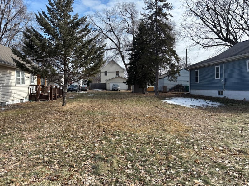 5418 Girard Ave N, Brooklyn Center, MN 55430