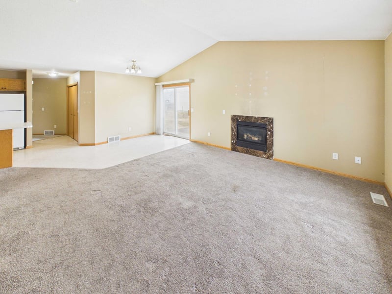 260 1st St SE, Avon, MN 56310