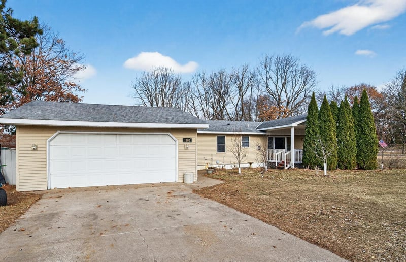 1863 164th Ln NE, Ham Lake, MN 55304