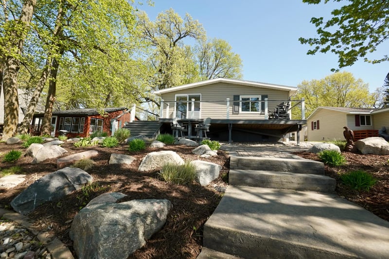 4916 189th Ave NW, New London, MN 56273