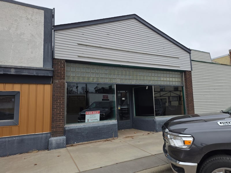 131 S Main St, Luck, WI 54853