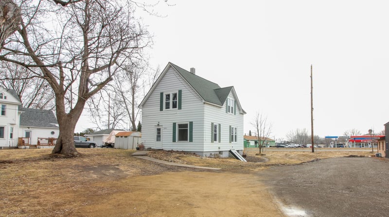 13263 Andrews Ave, Lindstrom, MN 55045