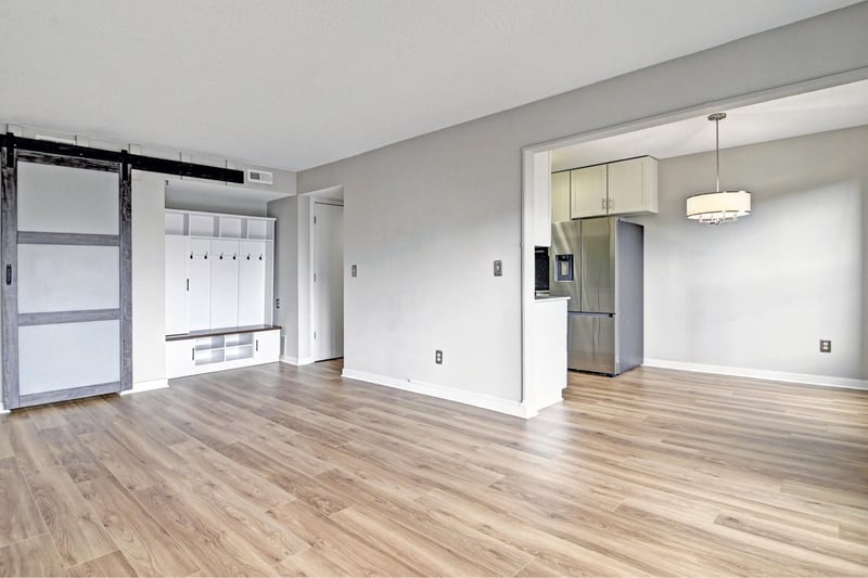 50 Groveland Ter #C209, Minneapolis, MN 55403