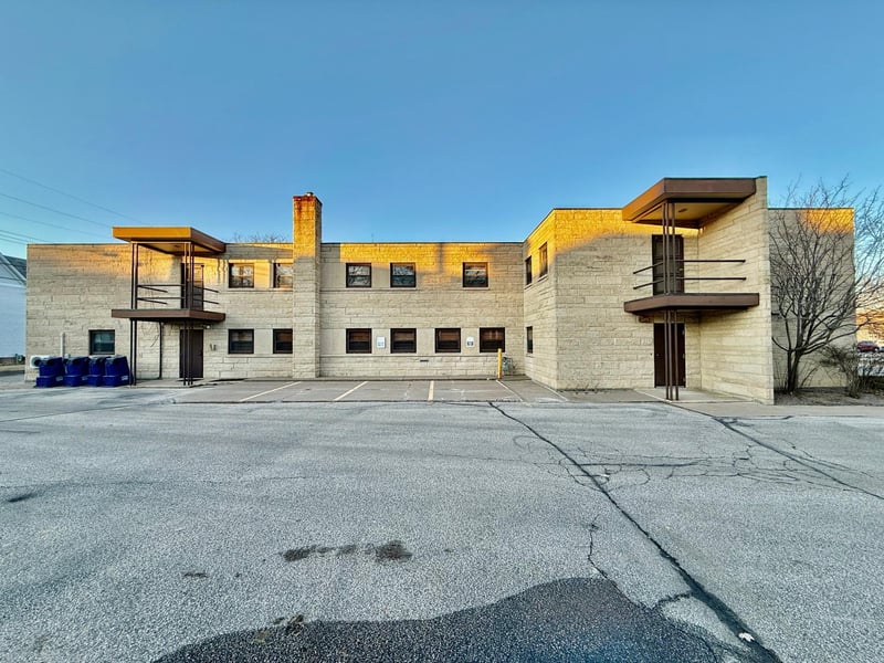 55 W Sanborn St, Winona, MN 55987