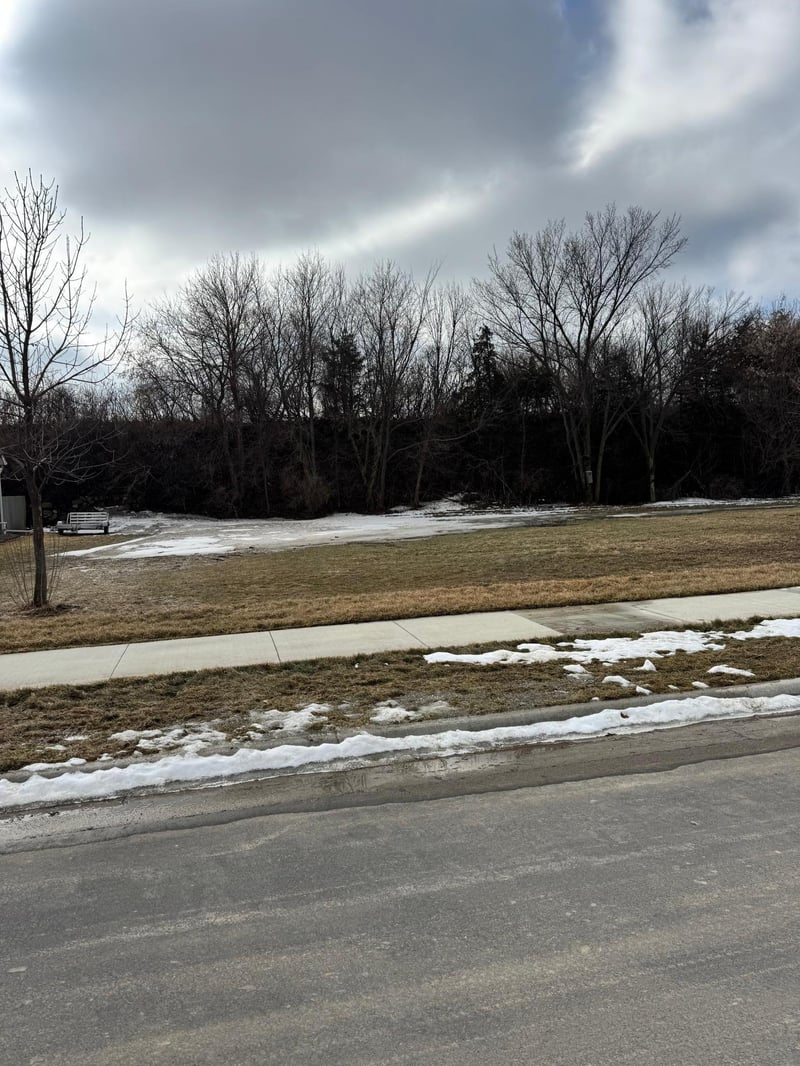 2401 Lake Ave, New Ulm, MN 56073