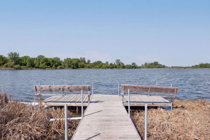2275 Lakeshore Point Dr NE, Saint Michael, MN 55376