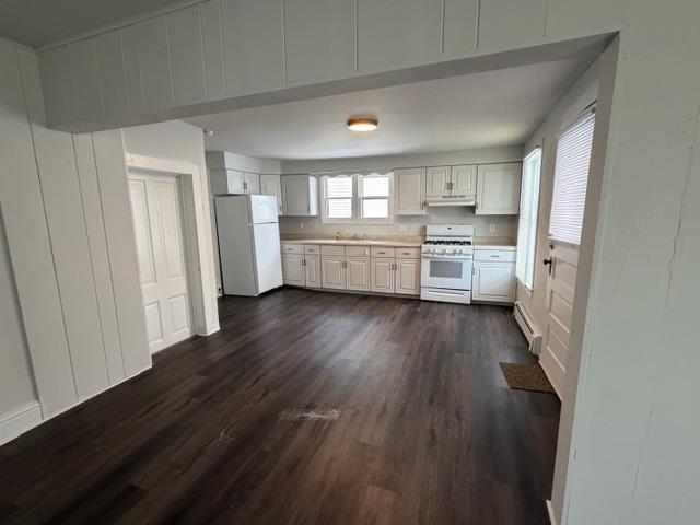215 W Fillmore Ave, Mabel, MN 55954