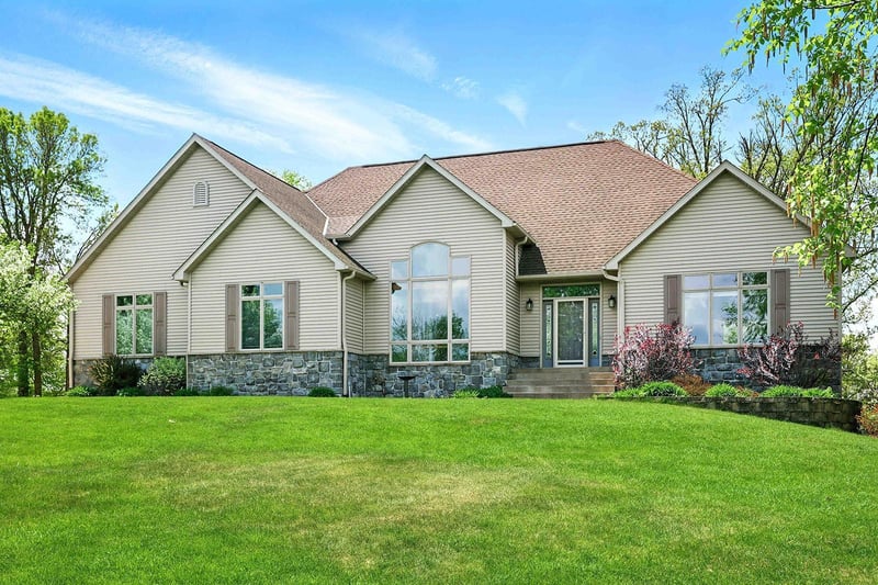 2029 W Springbrook Trl, Mora, MN 55051