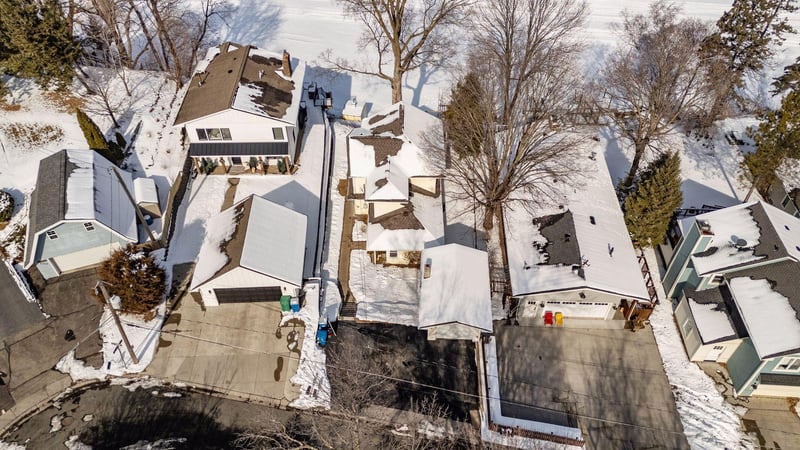 5338 Piper Rd, Mound, MN 55364