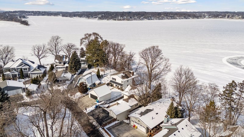5338 Piper Rd, Mound, MN 55364