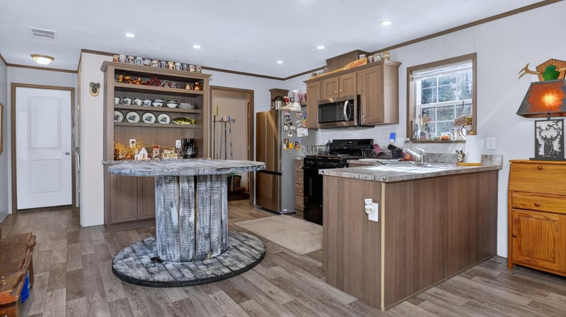 53140 Rainbow Rd, Deer River, MN 56636