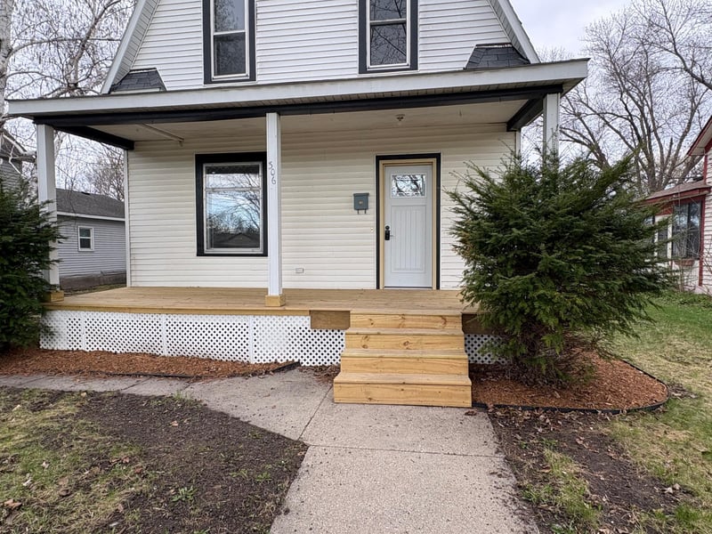 306 16th St S, Benson, MN 56215