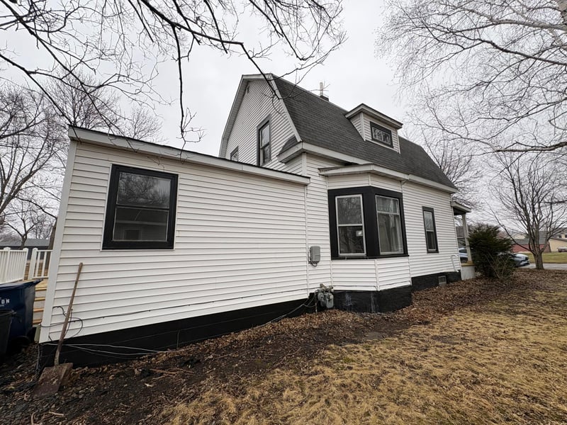 306 16th St S, Benson, MN 56215