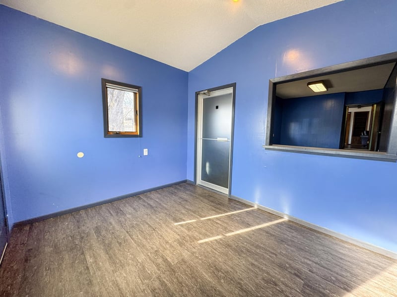 19 N Walker Ave, New York Mills, MN 56567