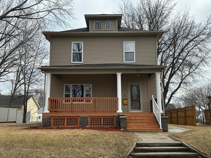 431 W Luverne St, Luverne, MN 56156