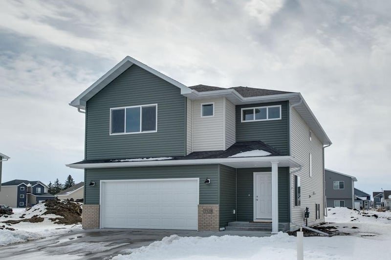2529 36th Ave S, Moorhead, MN 56560