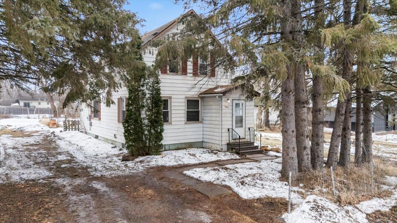 404 Itasca Ave, Hibbing, MN 55746