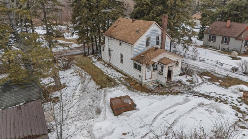 404 Itasca Ave, Hibbing, MN 55746