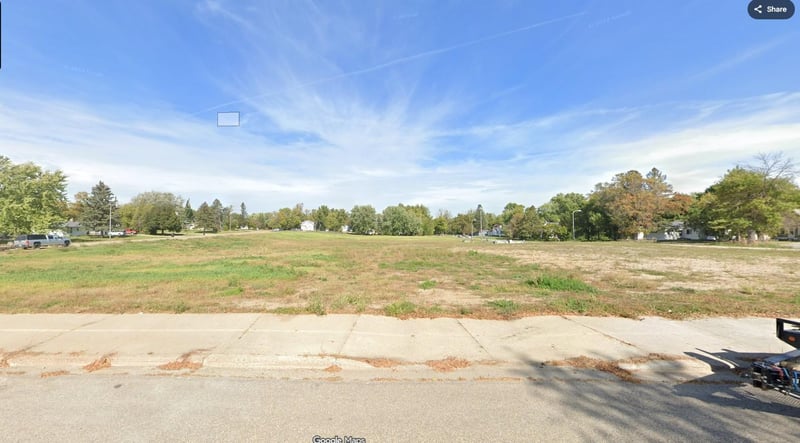 6011 6th St, Lake Park, MN 56554
