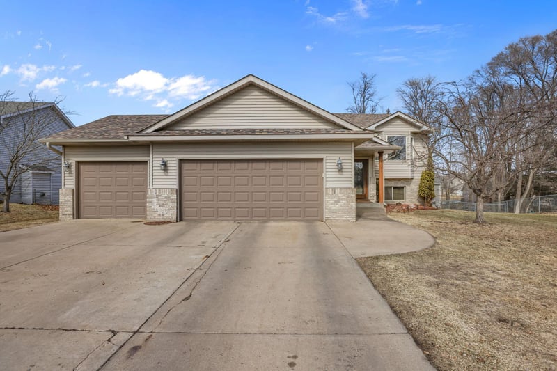 6161 144th Ln NW, Anoka, MN 55303